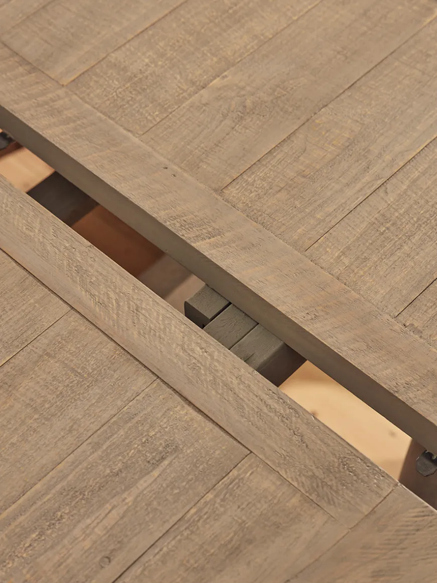 Remington Extendable Dining Table