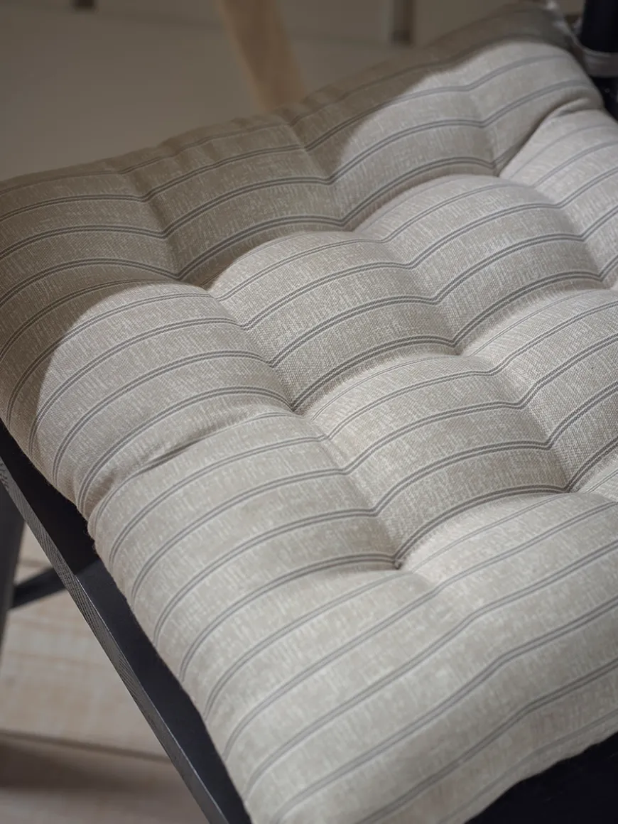 Reversible Stripe Seat Pad