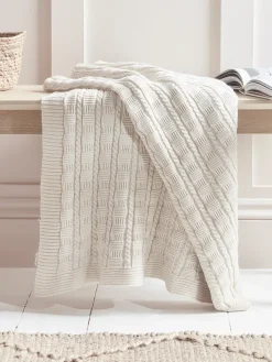 Roisin Throw
