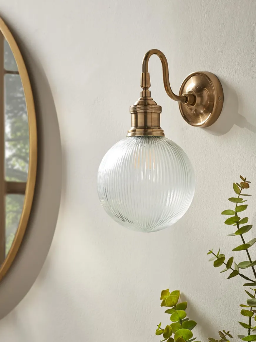 Round Ribbed Glass Wall Light