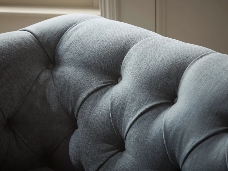 Sarnia Loveseat