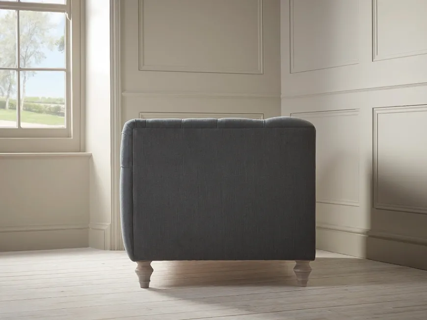 Sarnia Loveseat