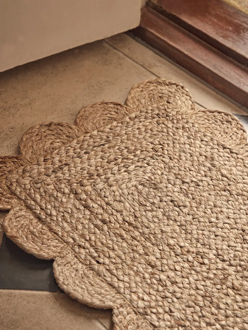 Scalloped Jute Doormat