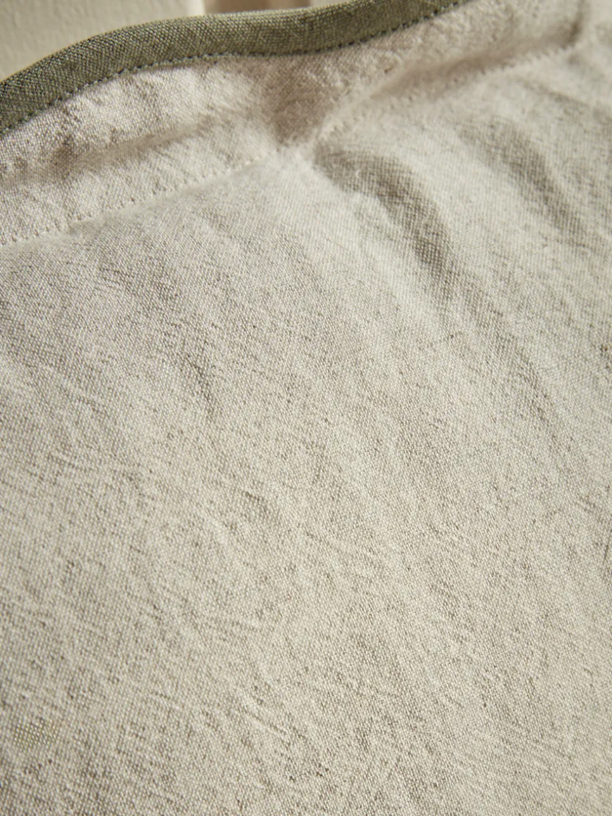 Scalloped Square Cushion - Fern Green
