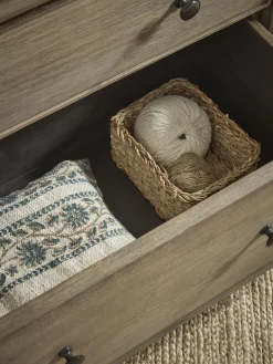Seeta Chest Of Drawers