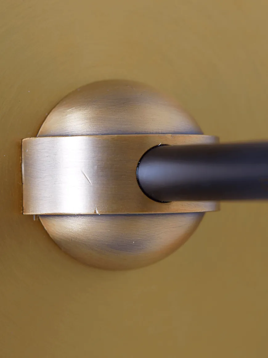 Single Globe Wall Light