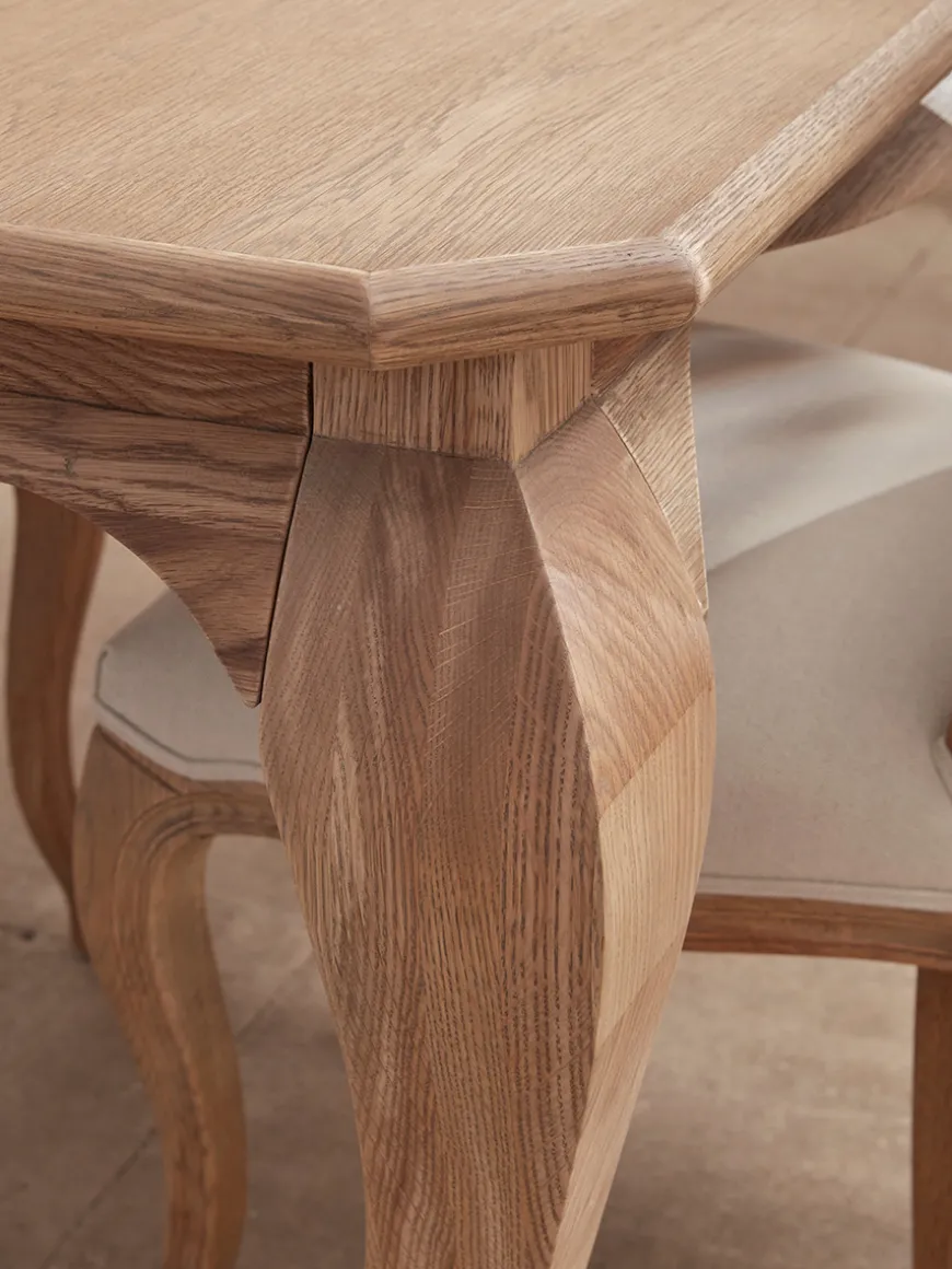 Soline Dining Table
