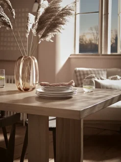 Tapered Arch Dining Table