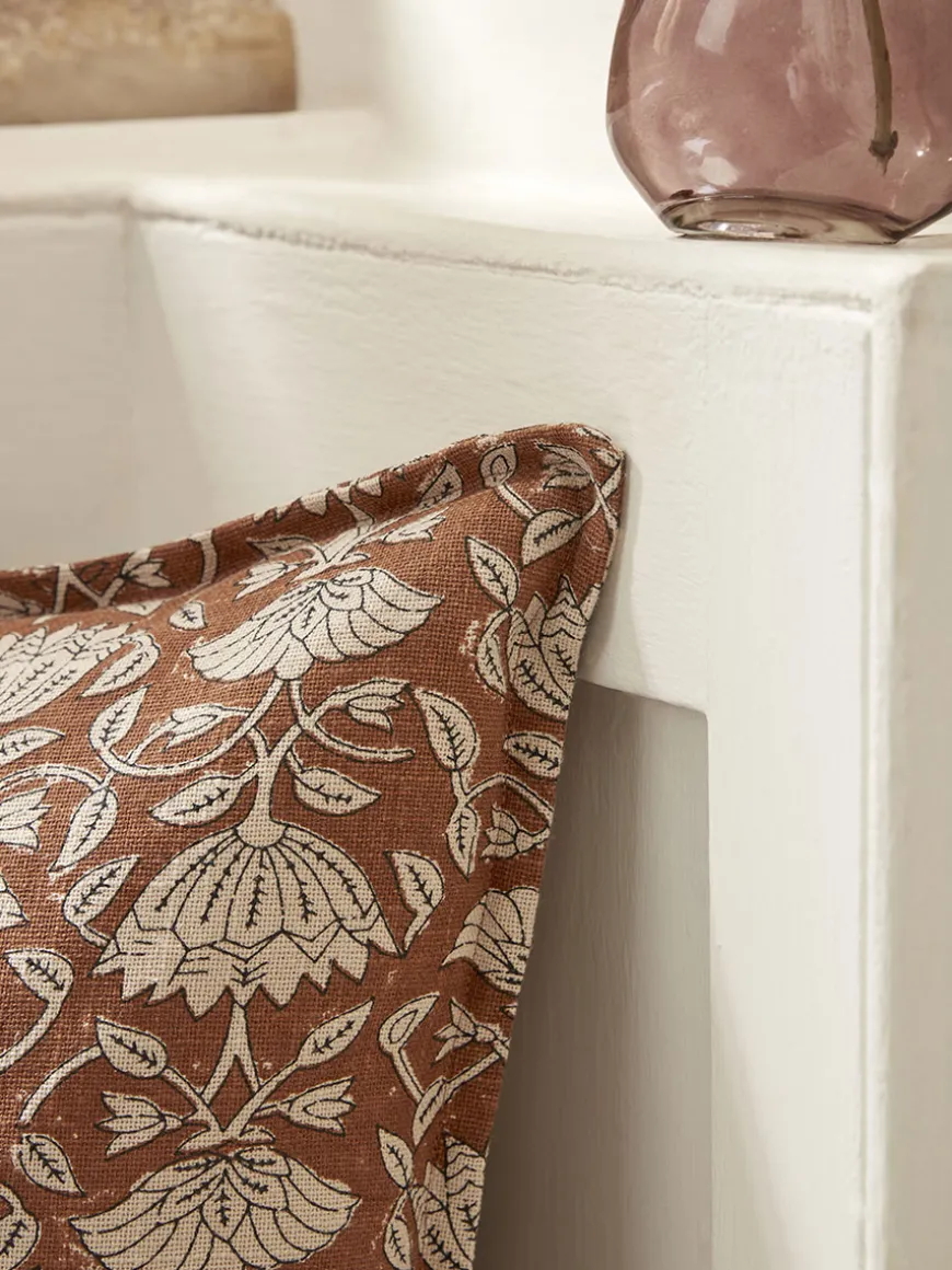 Taryn Cushion