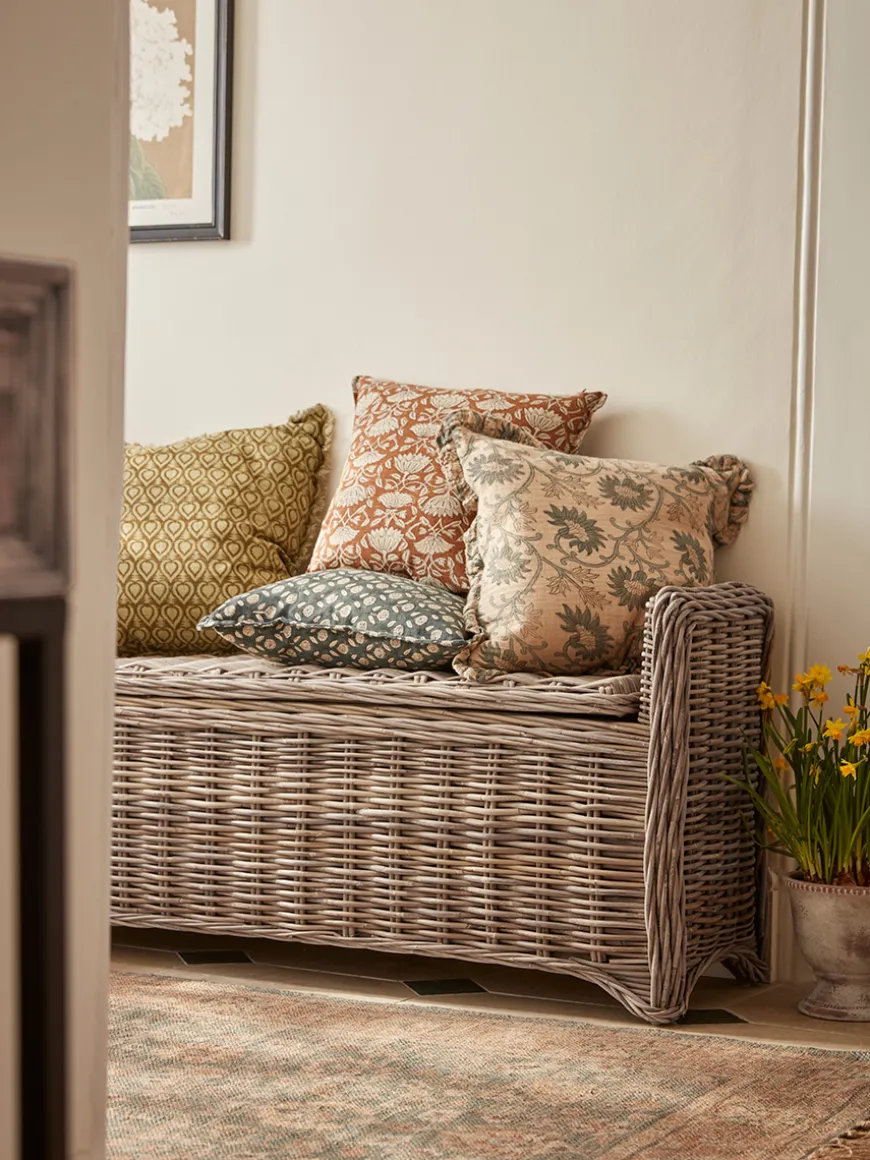 Taryn Cushion