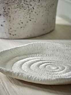 Textured Spiral Tray