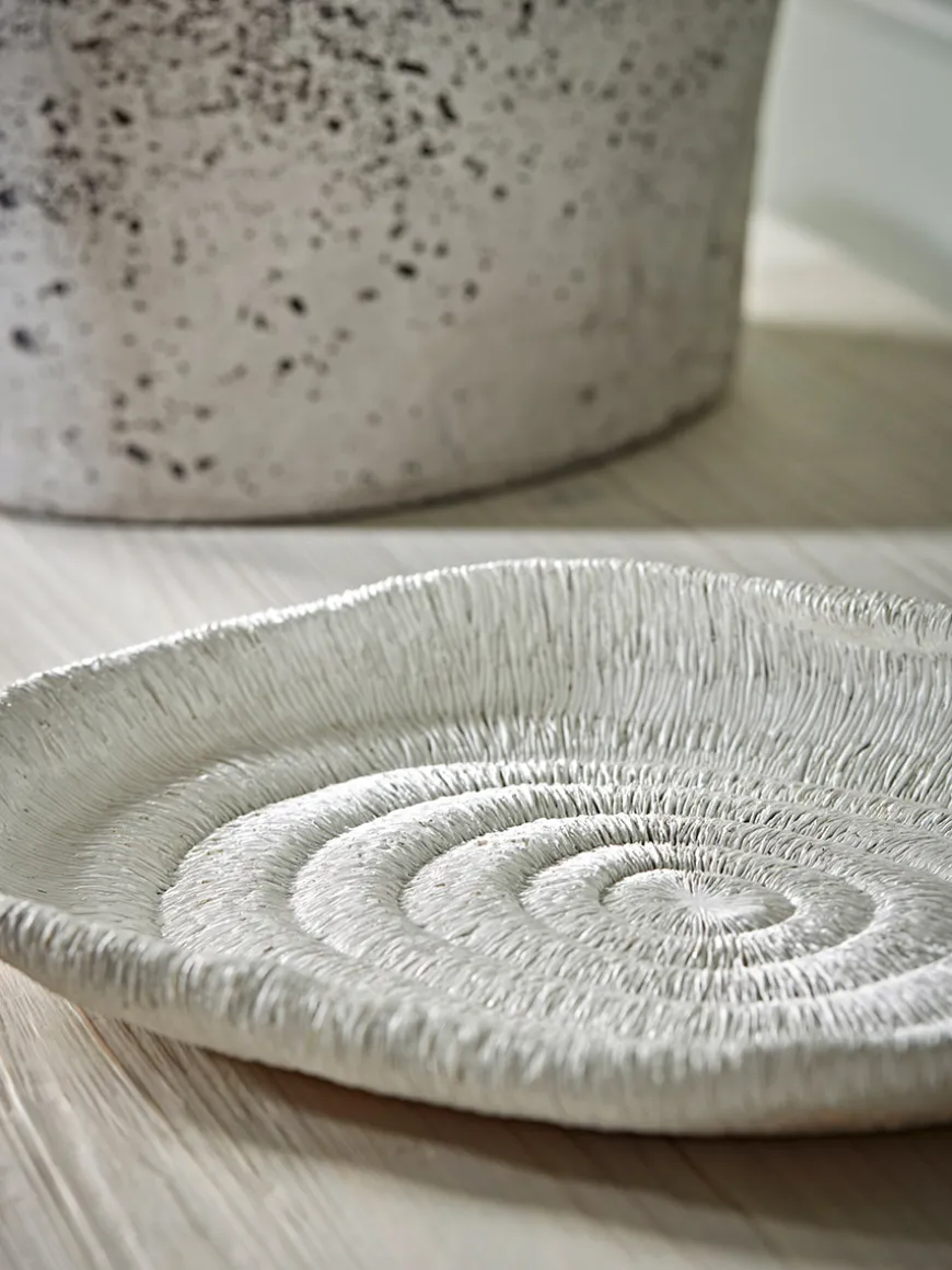 Textured Spiral Tray