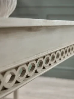 Tirana Dining Table
