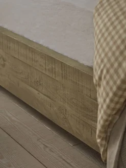 Valletta King Size Bed