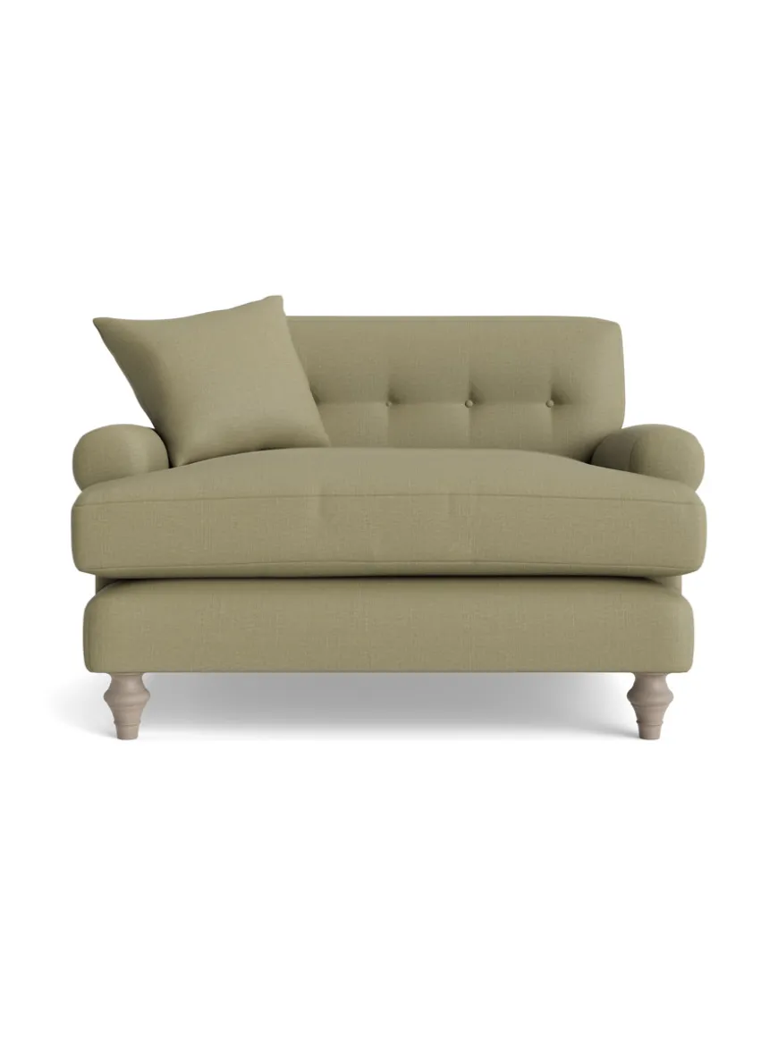 Visby Loveseat