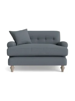 Visby Loveseat