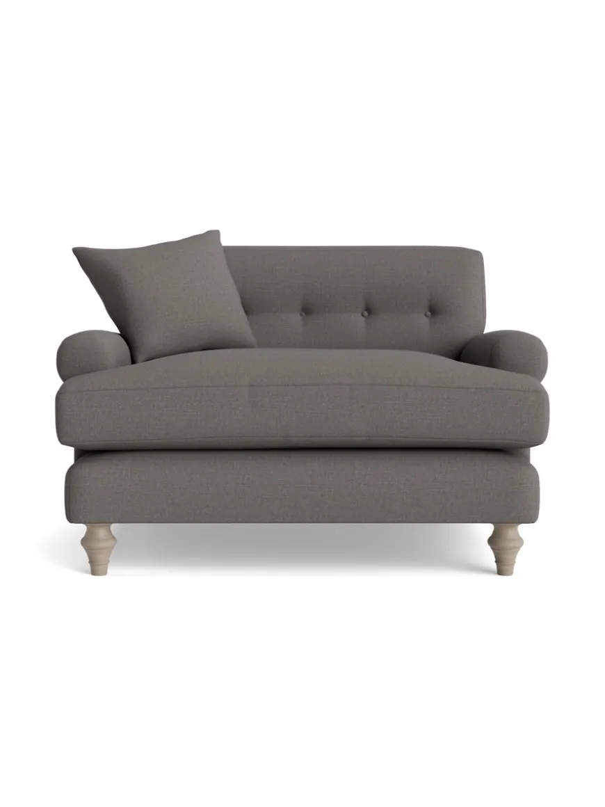 Visby Loveseat