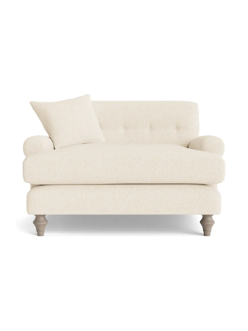 Visby Loveseat