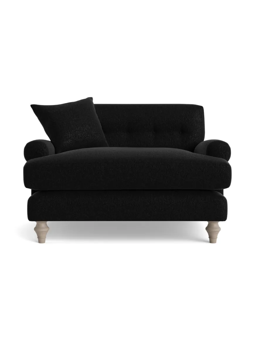 Visby Loveseat