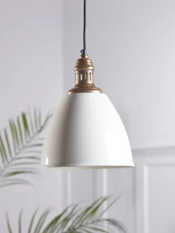 White & Brass Metal Pendant