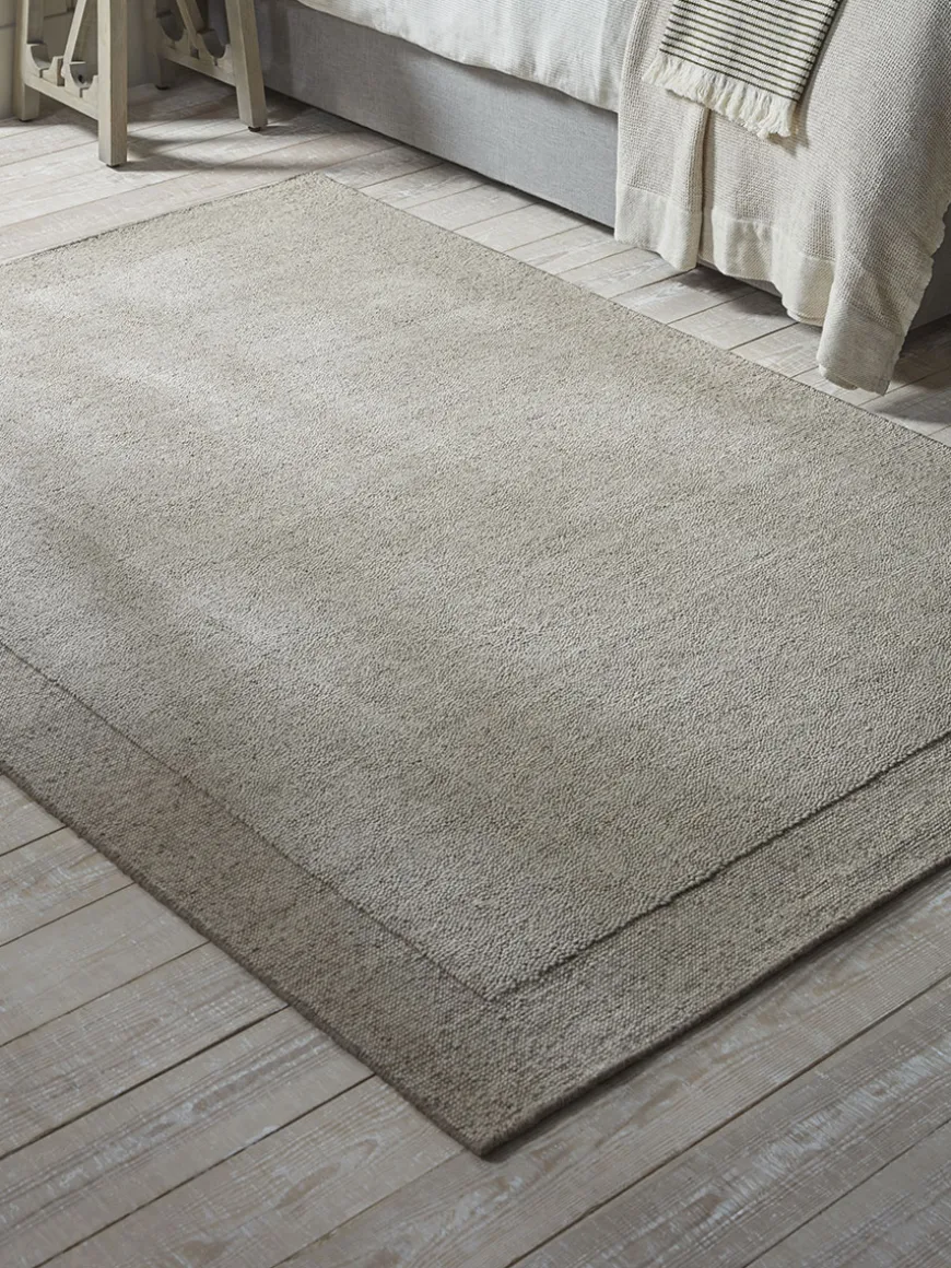 Zanele Rug