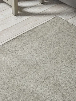 Zanele Rug